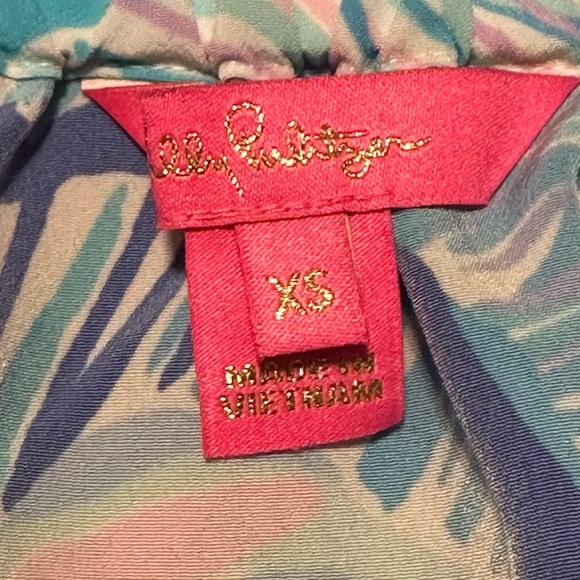 Lilly Pulitzer Lizzie Top Bermuda Blue Fishful Thinking - Picture 5 of 6